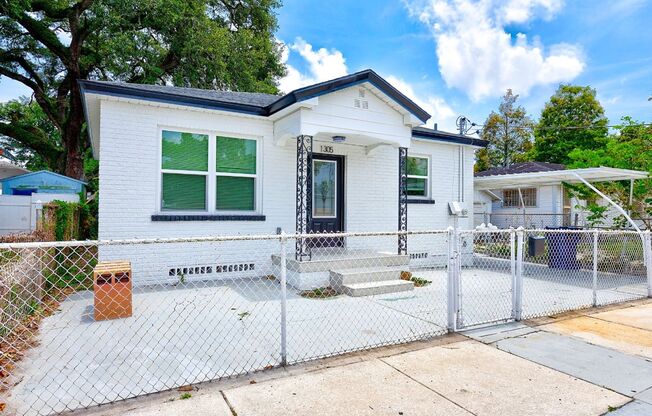 Introducing the Jewel of Ybor City: A Fully Renovated 3 Bedroom Home!