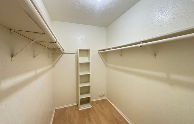 1 bed, 1 bath, 742 sqft, $1,564, Unit OPA-277