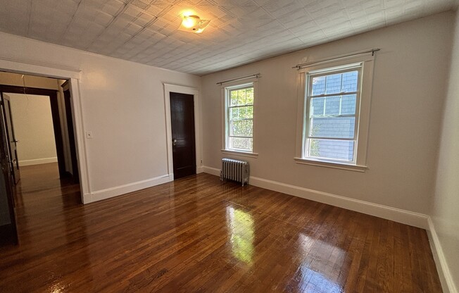 2 beds, 1 bath, 1,100 sqft, $3,000, Unit 1