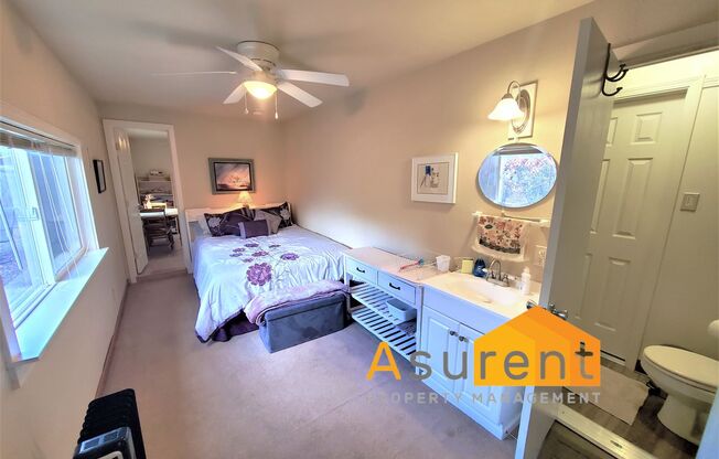 1 bed, 1 bath, $1,225, Unit Cottage