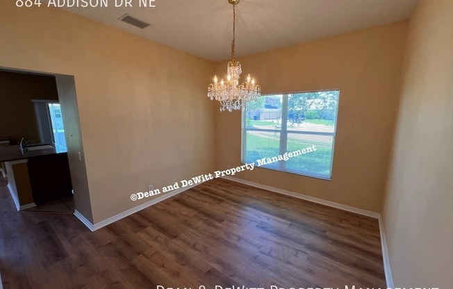 884 ADDISON DR NE