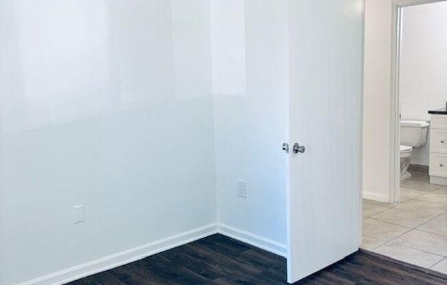 3 beds, 2 baths, 1,700 sqft, $3,050, Unit 08-203