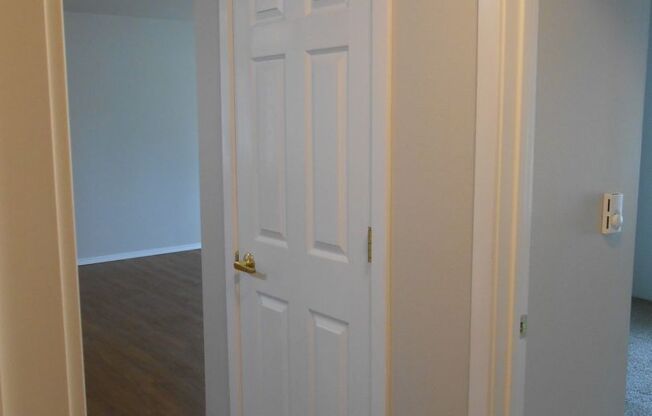 2 beds, 2 baths, 1,077 sqft, $1,650, Unit 9315
