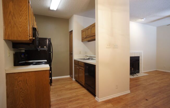 PRELEASE 8/15/2027 2 bed 2 bath