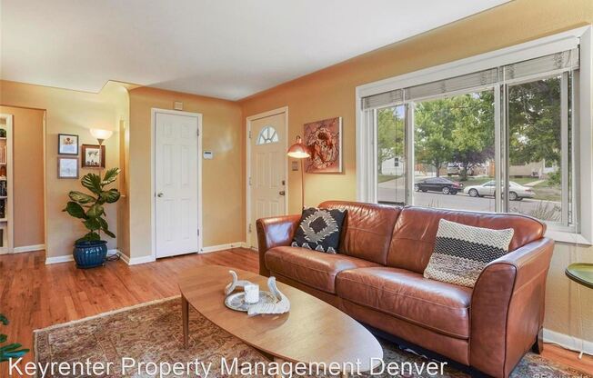 2805 Fenton St