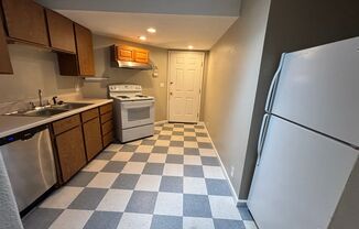 1 bed, 1 bath, 600 sqft, $1,595, Unit F