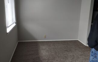 1 bed, 1 bath, 550 sqft, $750, Unit 5