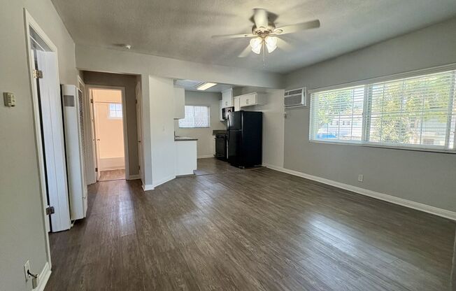 3 beds, 1 bath, 1,000 sqft, $2,770, Unit 318-08