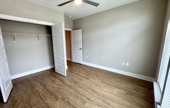 2 beds, 2 baths, 1,113 sqft, $1,525, Unit 1-204