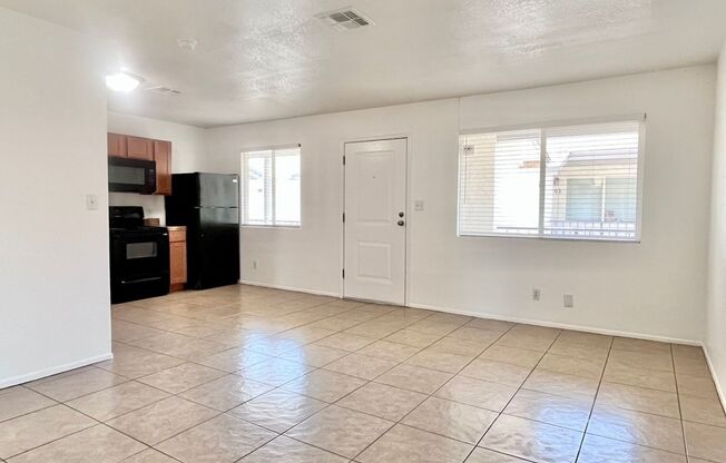 2 beds, 1 bath, $1,195, Unit 208