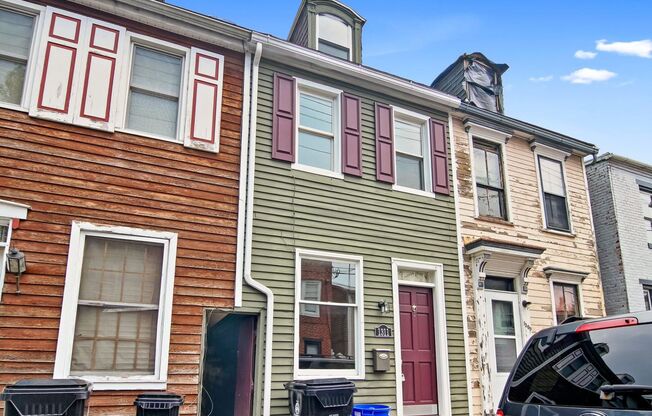 Coming Soon - Mid Town Harrisburg townhome for rent