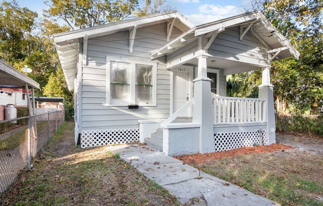 Renovated 3/1 Single Family Home Available Now! *2023  Move-in Specials*