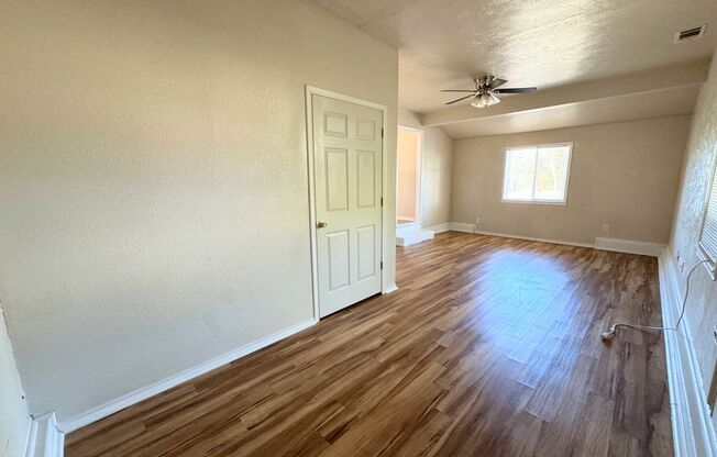 3 beds, 1 bath, $1,100