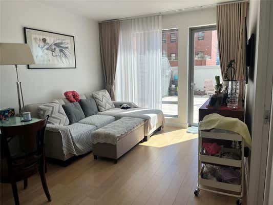 1 bed, 1 bath, 835 sqft, $3,300, Unit 4D