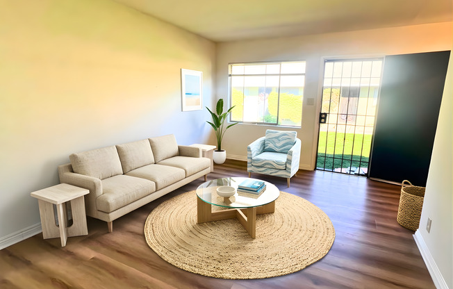 1426-1438 W. Summit St. Long Beach, CA 90810