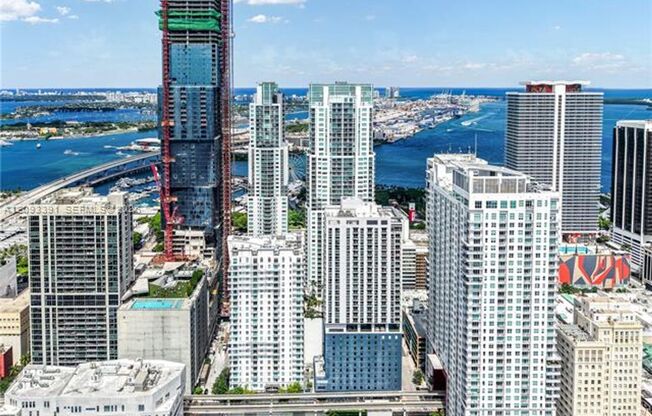 2 beds, 1.5 baths, $5,000, Unit # 2806