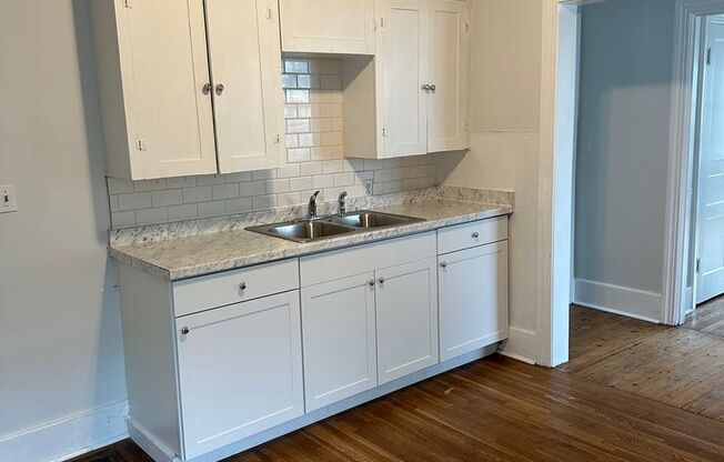 1 bed, 1 bath, $1,500