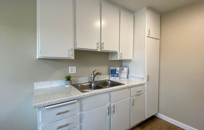 1 bed, 1 bath, 615 sqft, $2,450, Unit 29