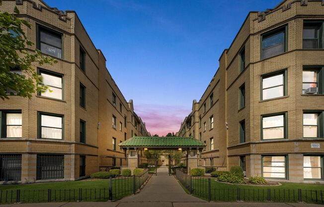 1 bed, 1 bath, 670 sqft, $1,795, Unit 2332.53B