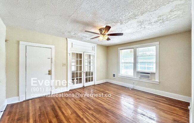 180 CLARK PL