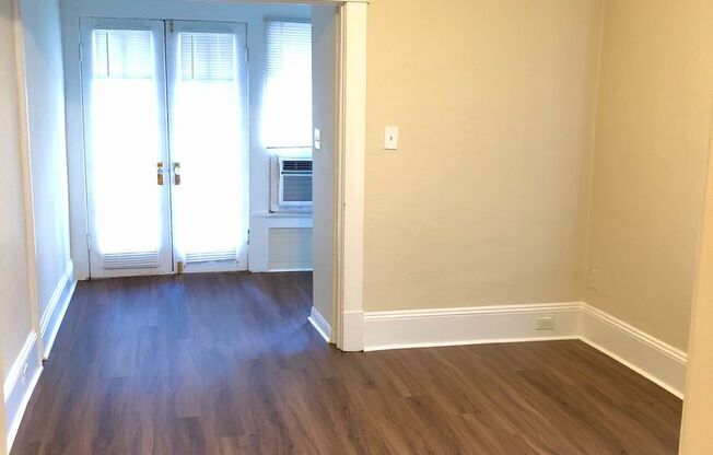 1 bed, 1 bath, 650 sqft, $1,100, Unit 2