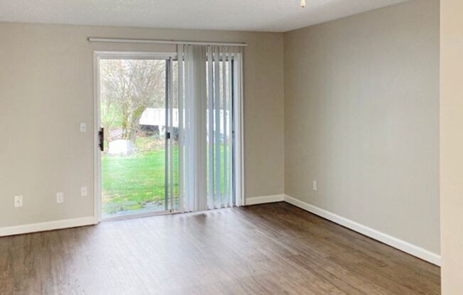 1 bed, 1 bath, 673 sqft, $1,315, Unit 18