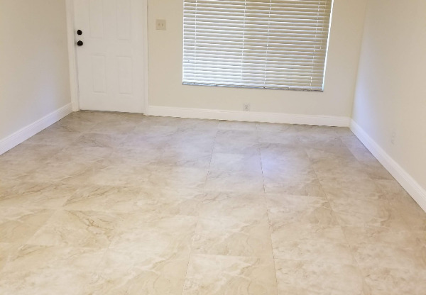 830 SW 28 ST