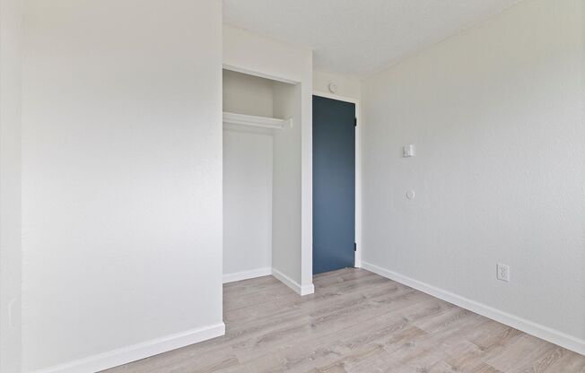 2 beds, 1 bath, 682 sqft, $1,300, Unit 51