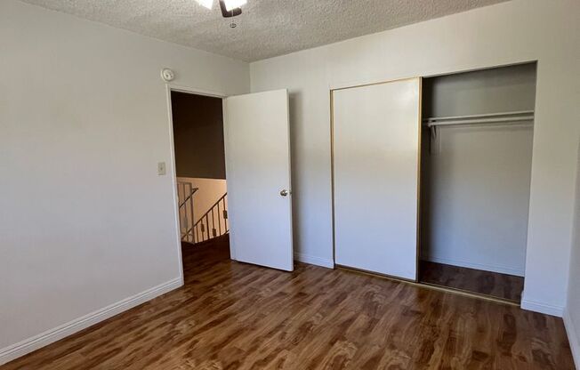 Spacious 2 Bedroom Apartment in Glendale!