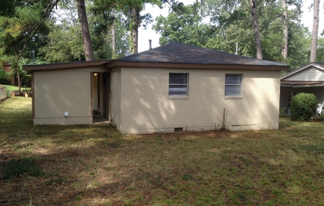 **AVAILABLE NOW**3 Bedroom / 1 Bathroom Home for Rent in East Columbus, GA***