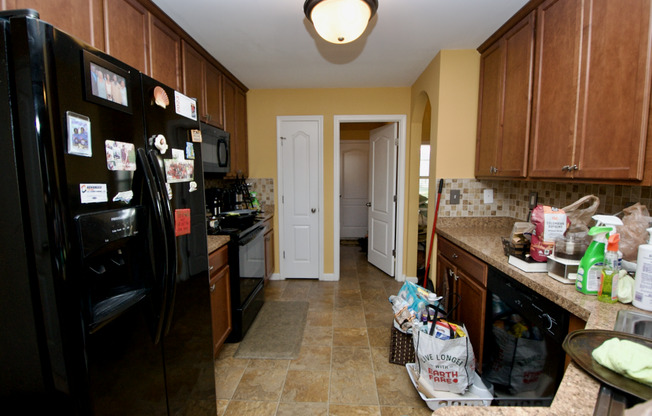 3 beds, 2 baths, $2,000