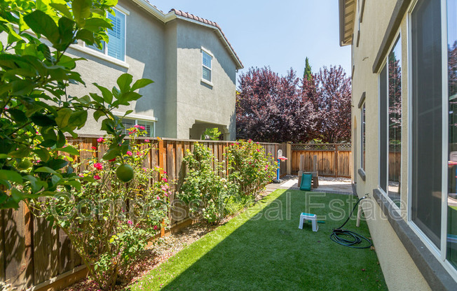 5539 SOUTHCREST WAY