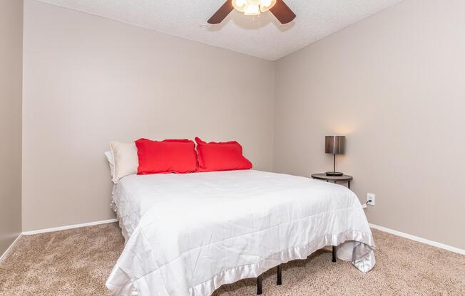 2 beds, 2 baths, 1,030 sqft, $899