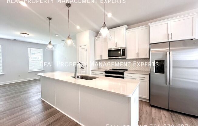 5027 LAYMAN DR