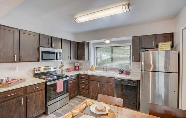 Well Equipped Kitchen And Dining at Governor's Park, Fort Collins, 80525