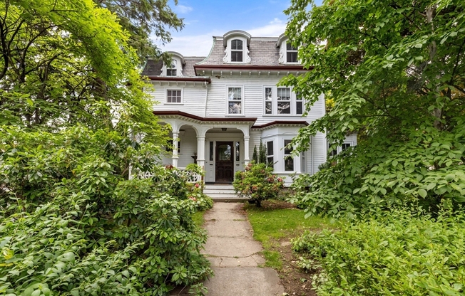 15 MYRTLE ST