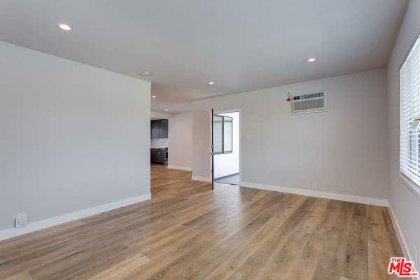 2845 S REDONDO BLVD