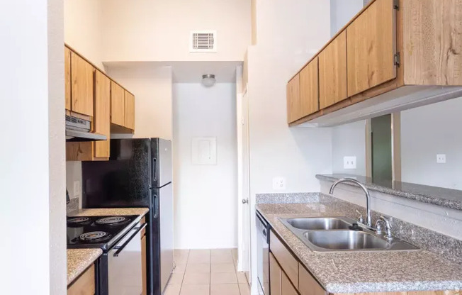 2399 JAMES BOWIE DR