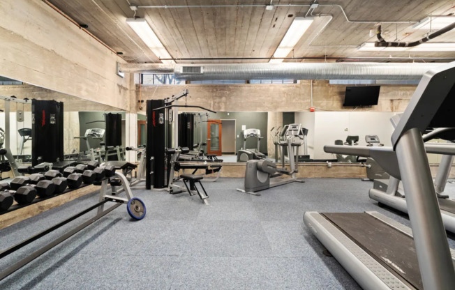 1 bed, 1 bath, 790 sqft, $1,100, Unit 212