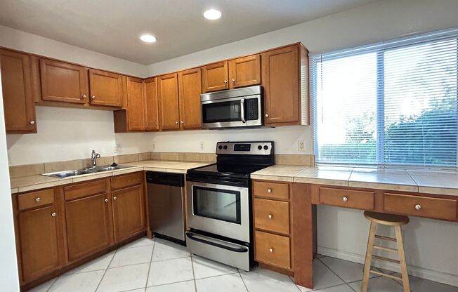 GATED COMMUNITY, 2 BEDROOM 1 BATH