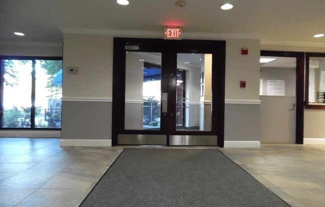 1 bed, 1 bath, 765 sqft, $2,050, Unit 707