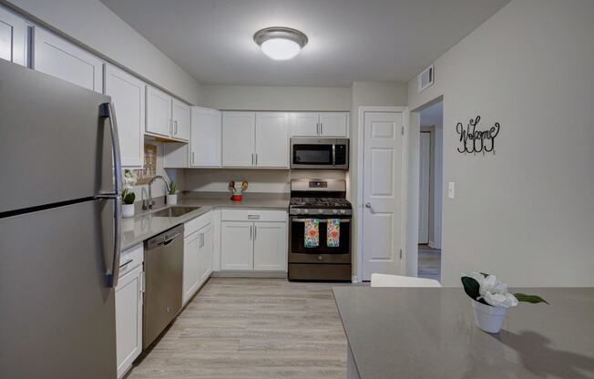 Equipped Kitchen at Carol Stream Crossing, Illinois