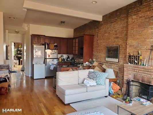 246 W 132 ST
