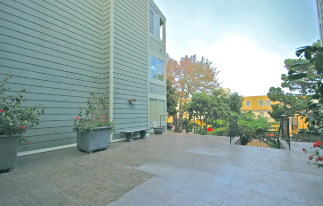 1 bed, 1 bath, $2,795, Unit # J-105