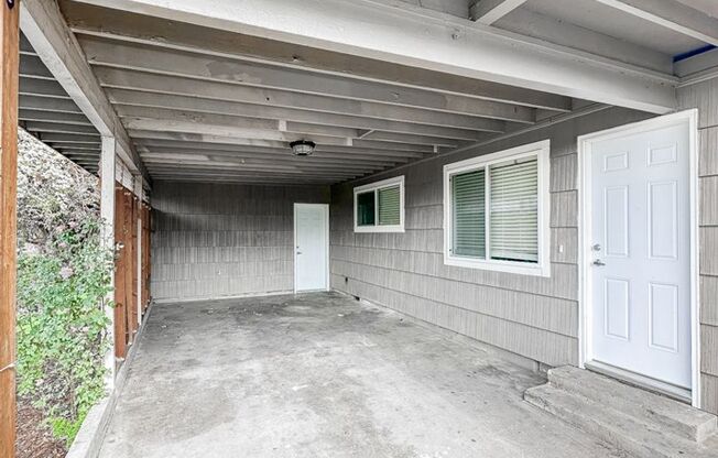 2 beds, 1 bath, 1,000 sqft, $1,650, Unit PDRey563