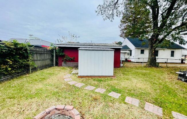 1001 Burrow Ave