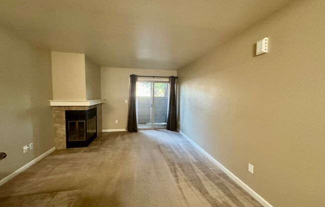 2 beds, 1 bath, $1,650, Unit # 85