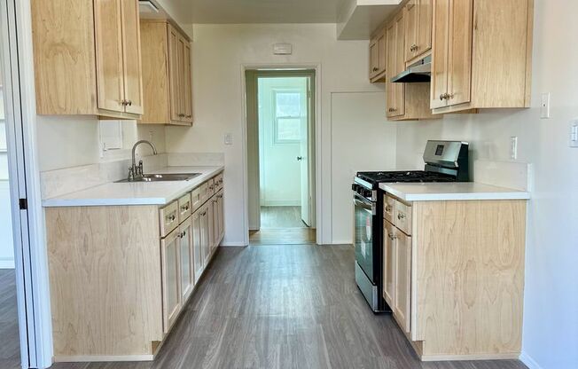 3 beds, 2 baths, $2,995, Unit 1