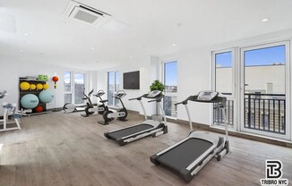 Studio, 1 bath, $2,450, Unit 6B