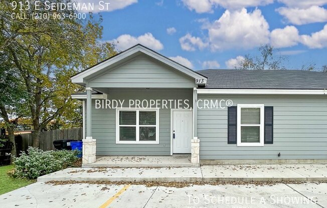913 E SEIDEMAN ST